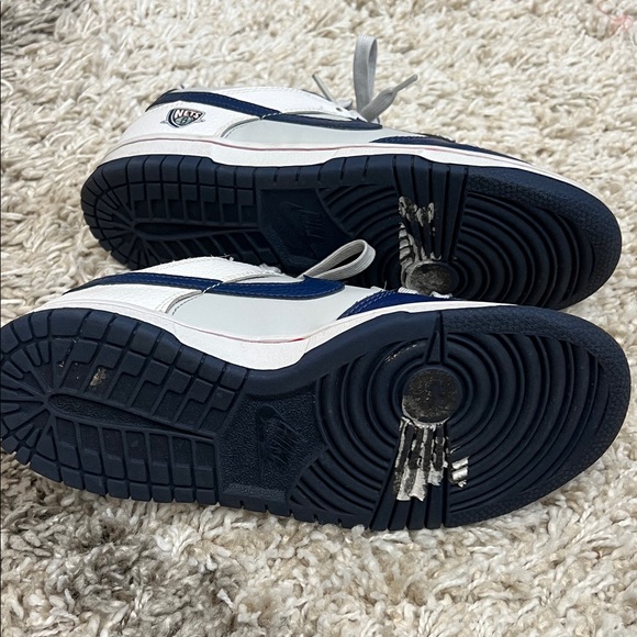 Nike Dunk Low White & Navy Brooklyn Nets Youth Sneakers. Size 5Y. - Picture 6 of 6